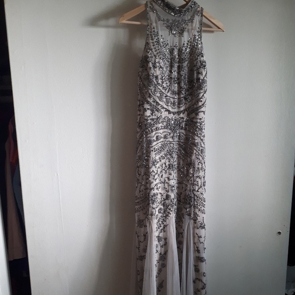 Dress - Picture 1 of 2